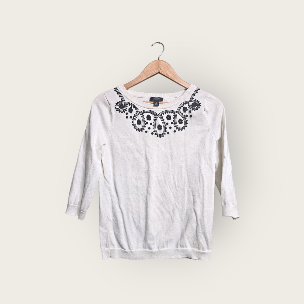 Lands' End White Top with Black Paisley Embroidery